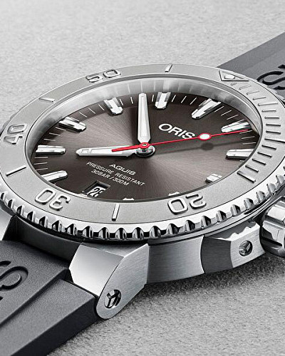 Oris Aquis Date Relief 01 733 7730 4153-07 4 24 63EB